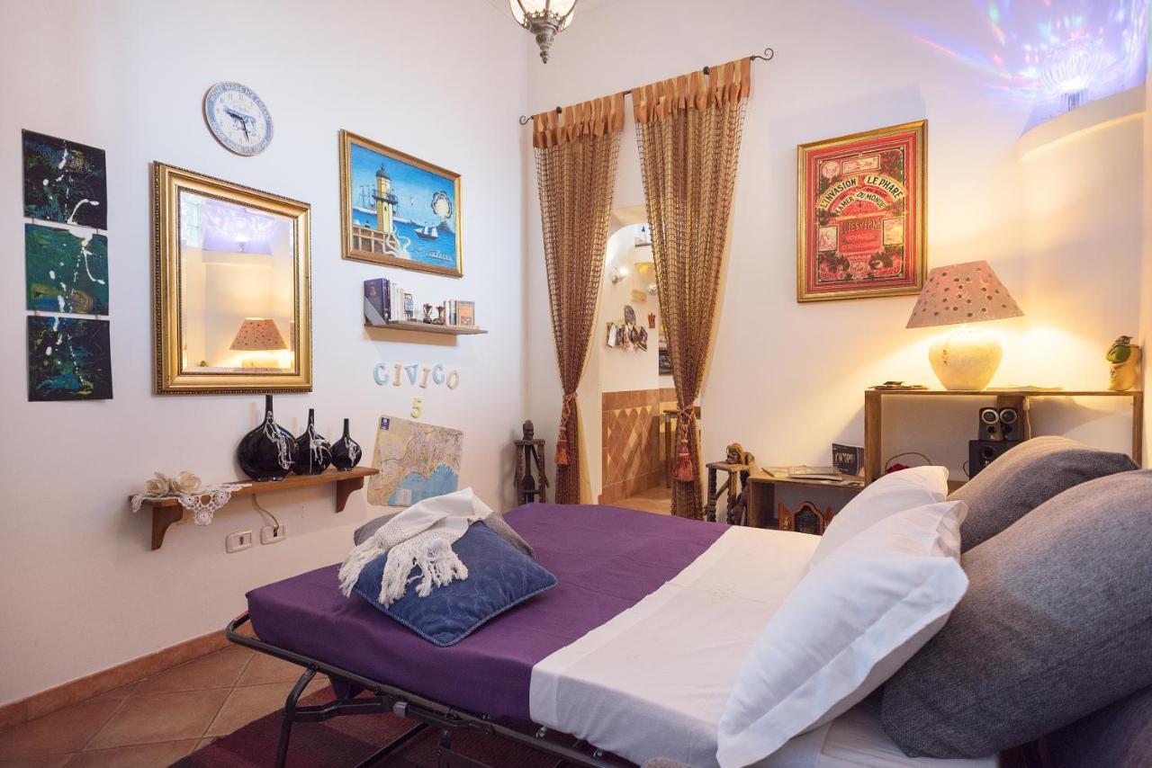 Civico 5 Appartament Napoli Centro Apartman Kültér fotó