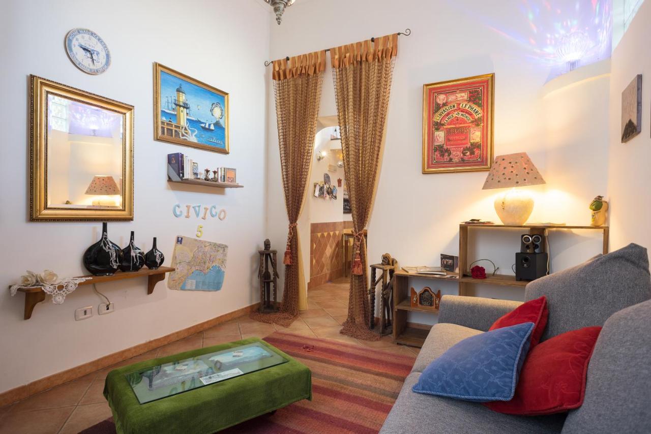 Civico 5 Appartament Napoli Centro Apartman Kültér fotó